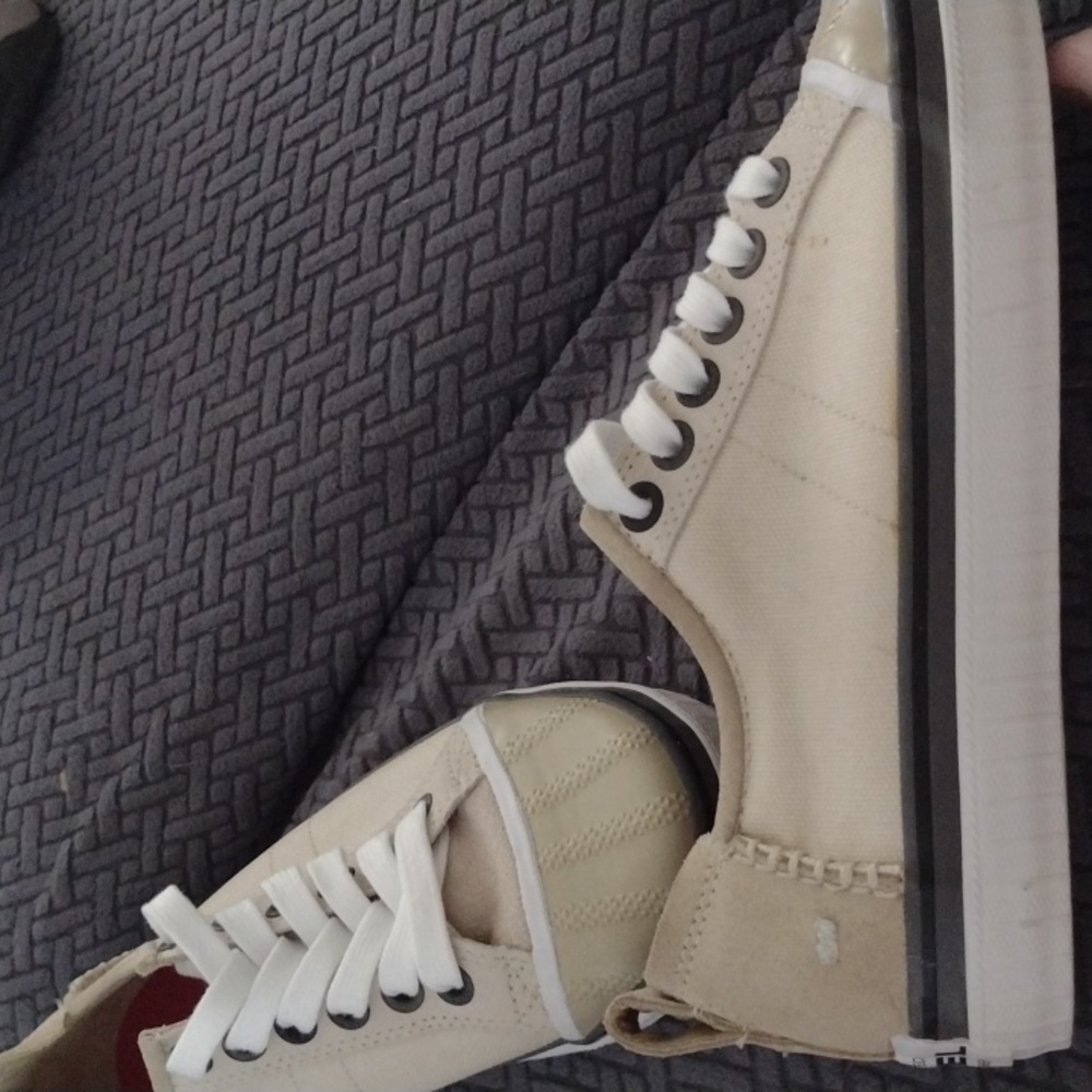 New Sorel Sentry men's Handcrafted sneakers.